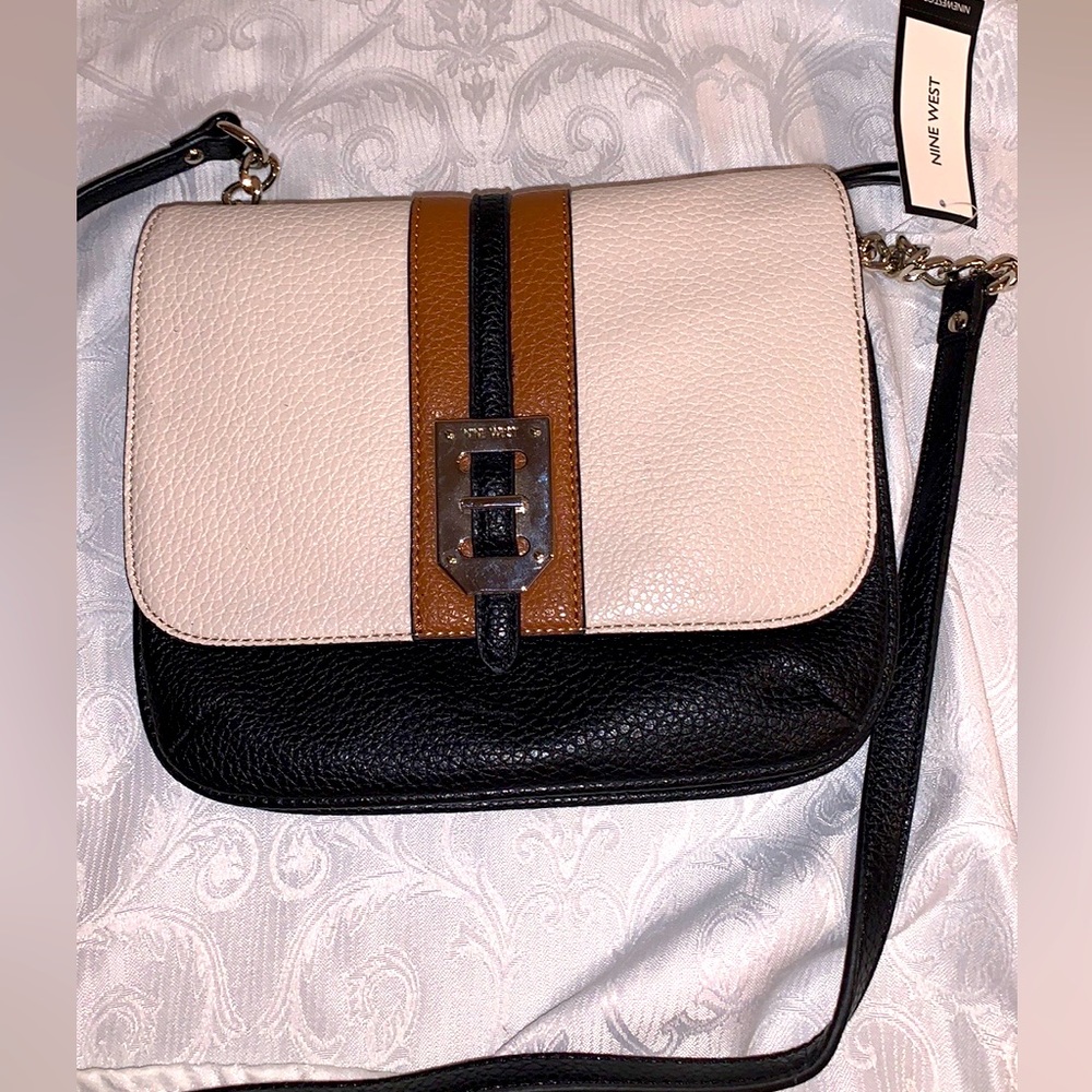 Nine West Crossbody bag in black, tan and cream NWT